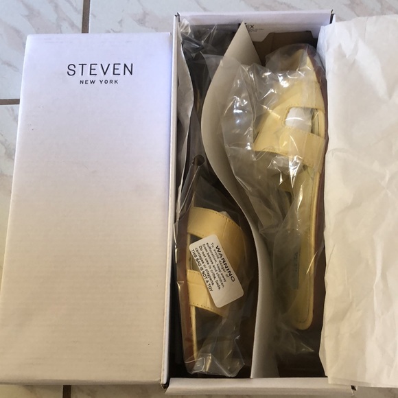 NWT, Steve Hermes Oran sandals New York.Size: 7 - Picture 2 of 6